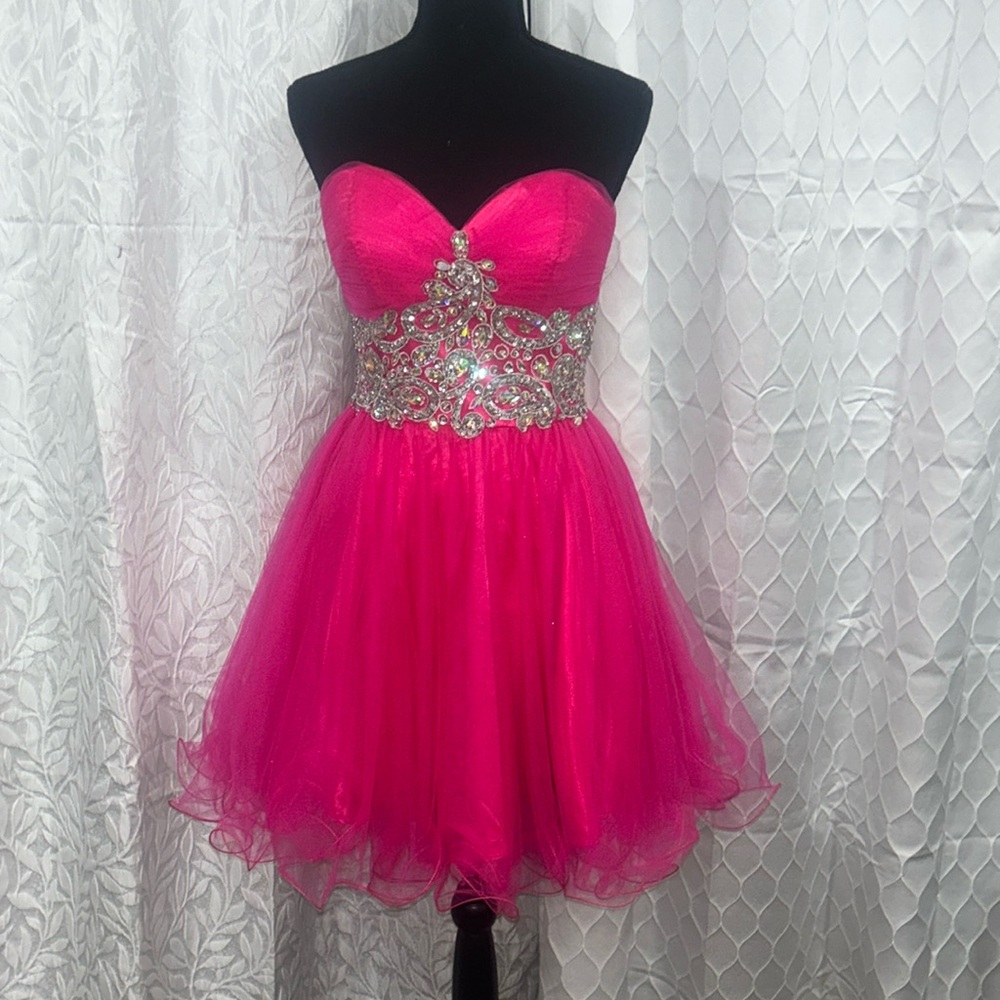 Fit to flair strapless homecoming pink dress